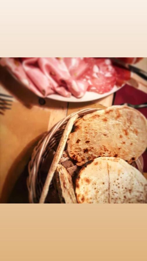 Toscana Made In Couette-café Massa (Tuscany)